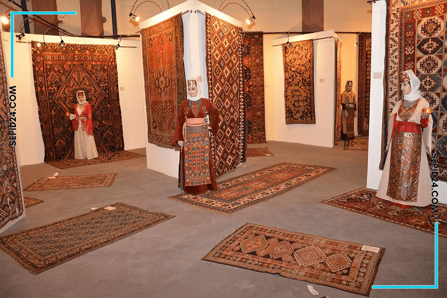 موزه فرش مگرین