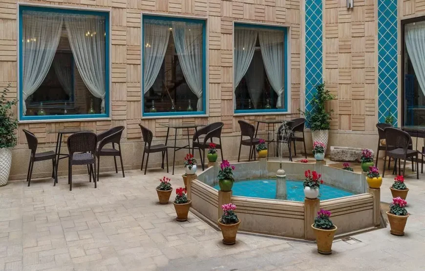 هتل وکیل شیراز