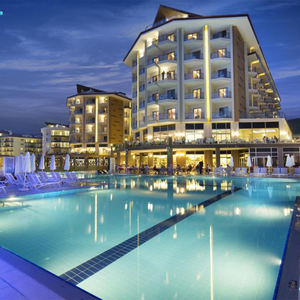 هتل Ramada Resort کوش آداسی