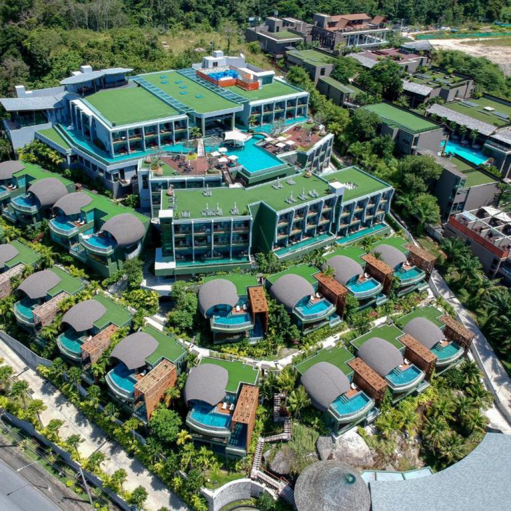 هتل Crest Resort  پوکت