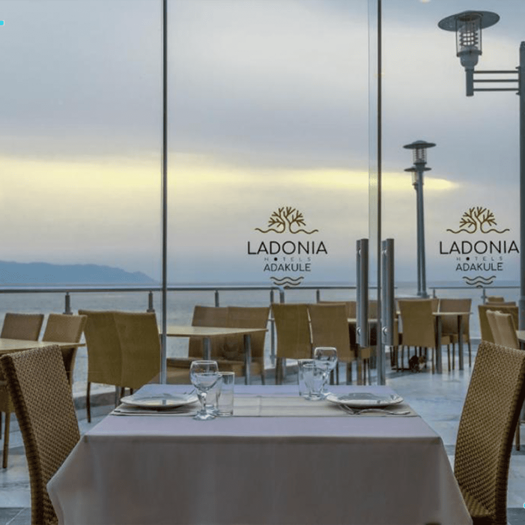 هتل Ladonia Adakule کوش آداسی