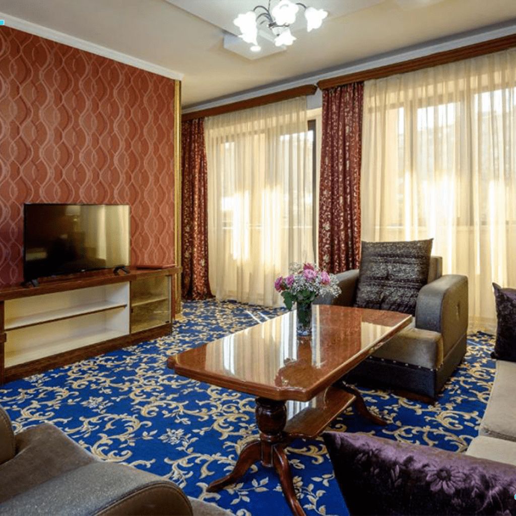 هتل Royal Plaza ایروان