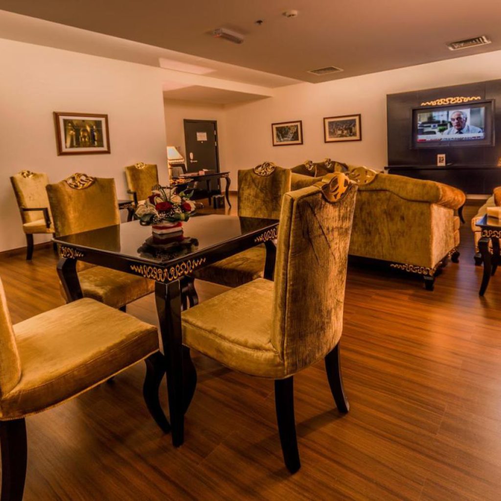 هتل گلدن تولیپ هدینگتون مسقط – Golden Tulip Headington