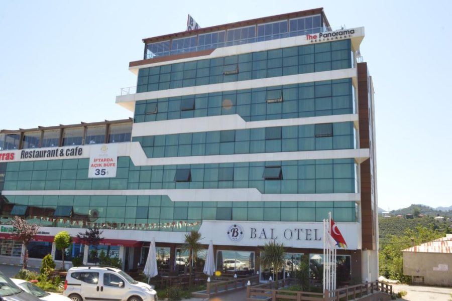 هتل Bal Hotel تایربولو