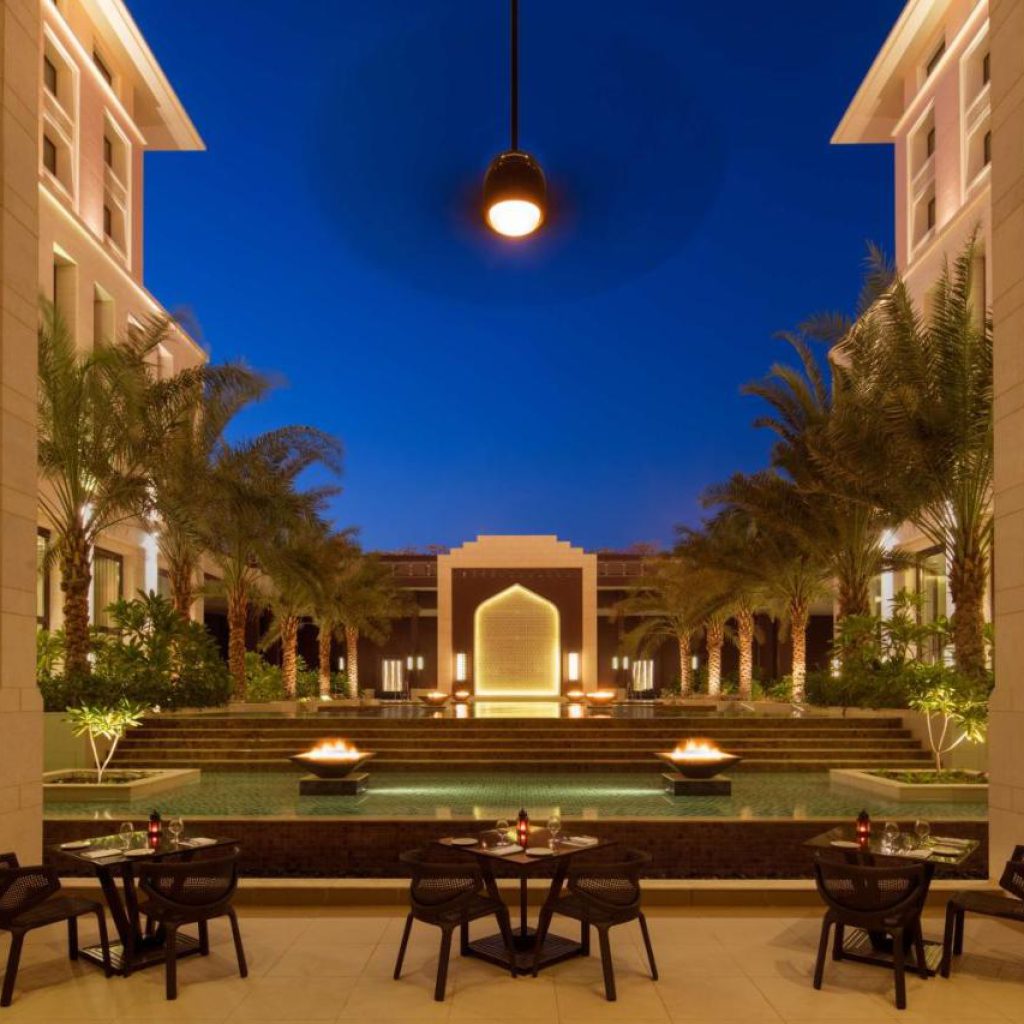 هتل رادیسون بلو مسقط – Radisson Collection