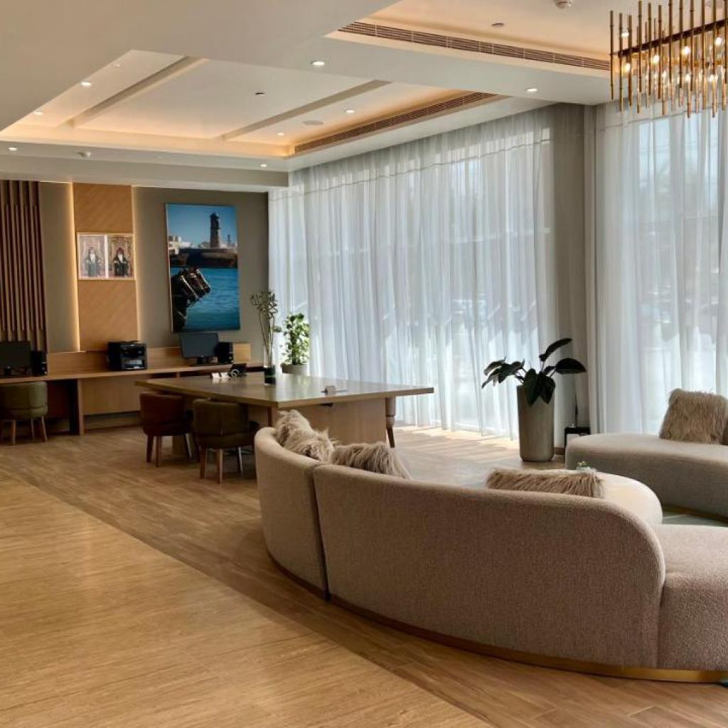 هتل سیتادینس القربه مسقط – Citadines Al Ghubrah