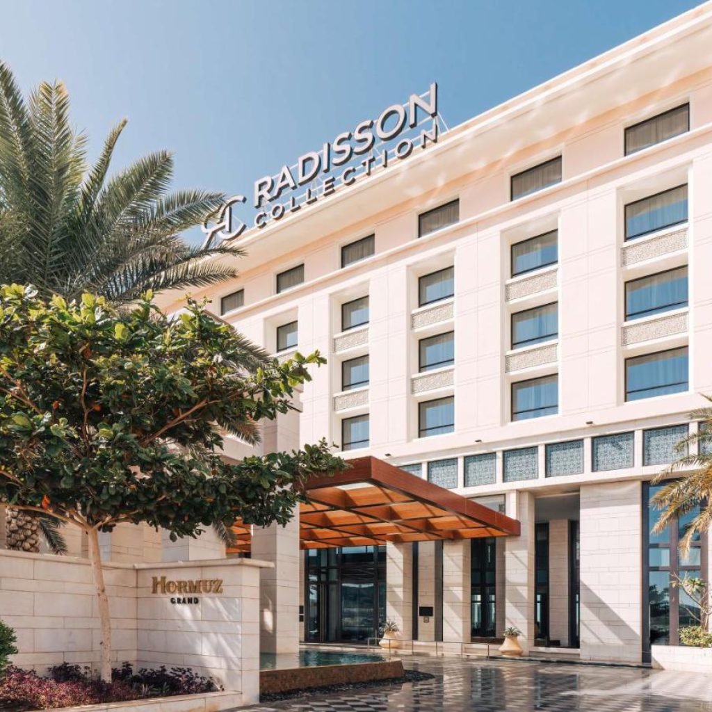 هتل رادیسون بلو مسقط – Radisson Collection