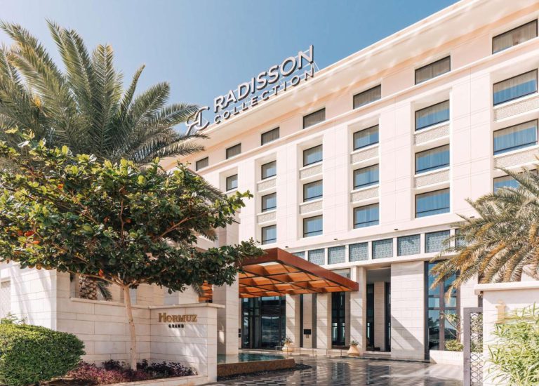 هتل رادیسون بلو مسقط – Radisson Collection