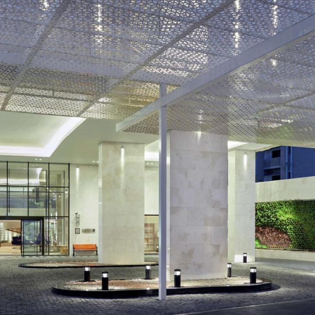 هتل هیلتون گاردن ال خوویر مسقط – Hilton Garden Inn