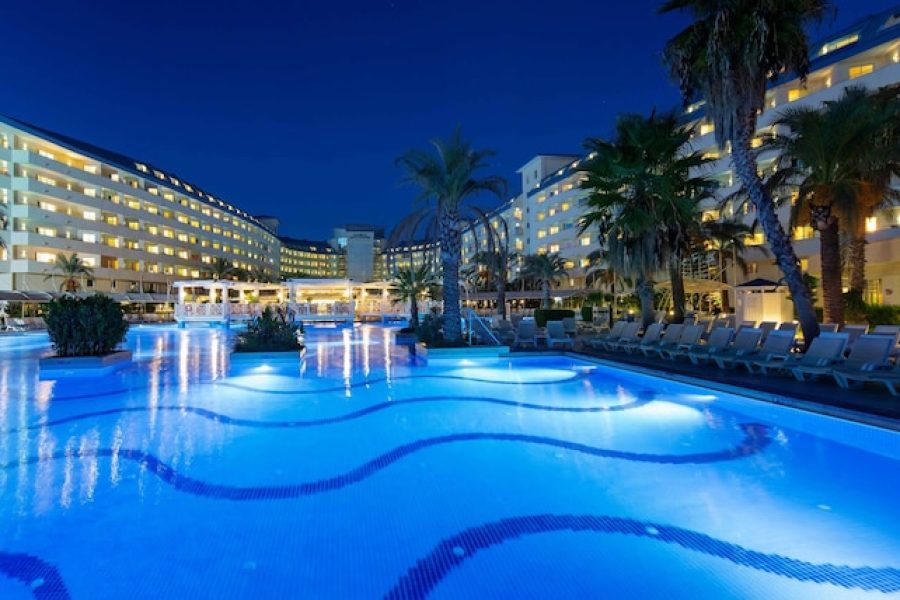 هتل Crystal Admiral Resort Suites & Spa آنتالیا