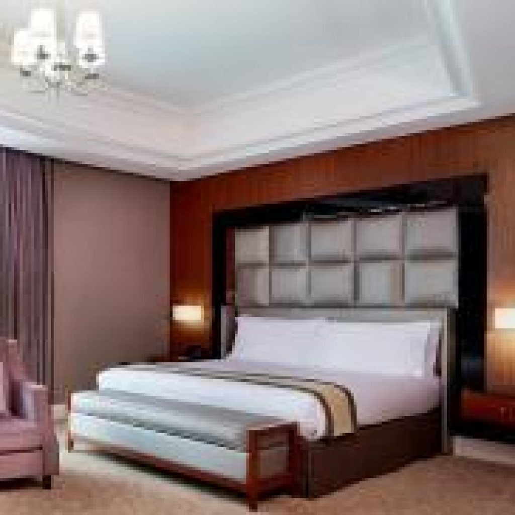 هتل کرون پلازا دوحه – Crowne Plaza Doha