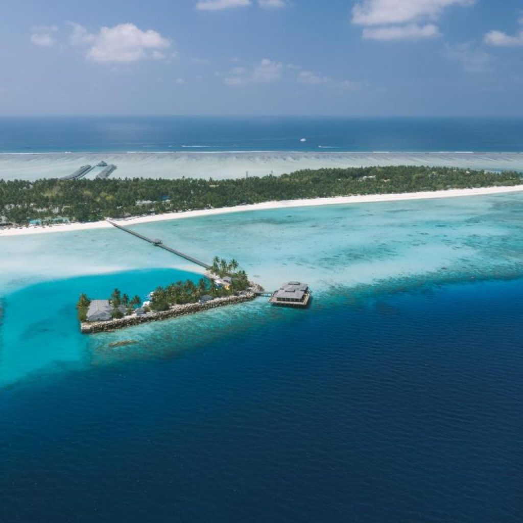 ویلا پارک سان آیلند ریزورت مالدیو – Villa Park Sun Island Resort