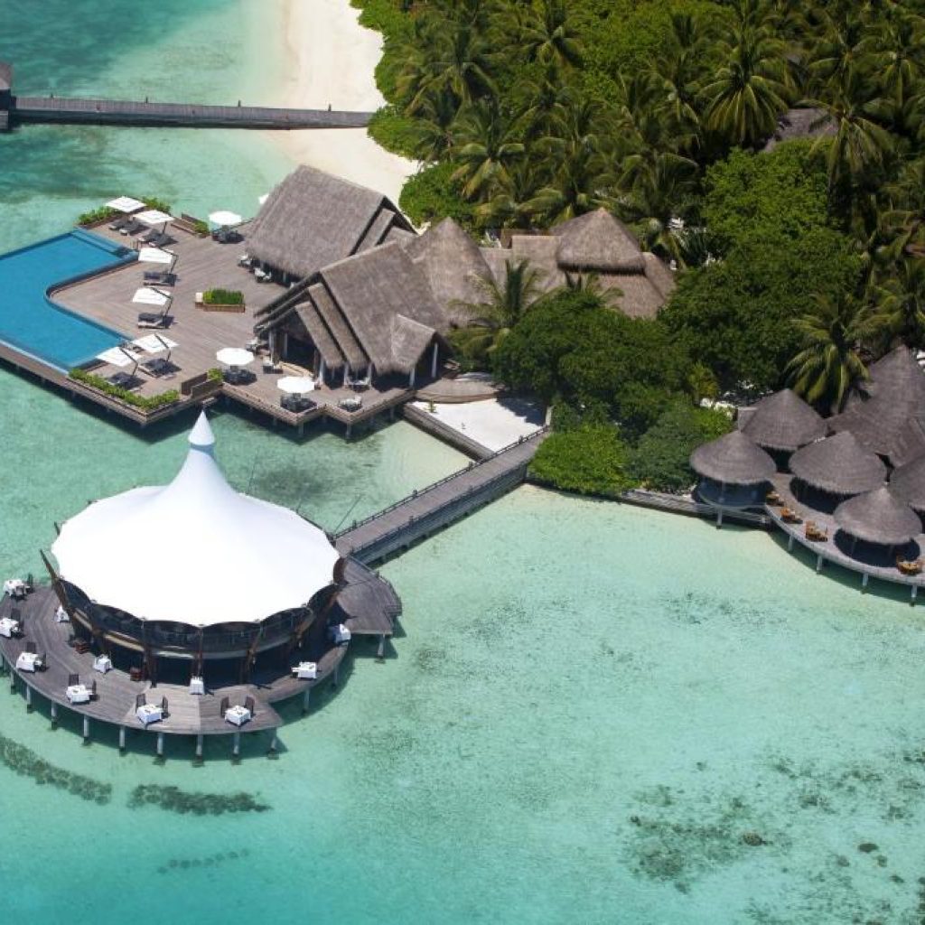هتل باروس مالدیو – Baros Maldives