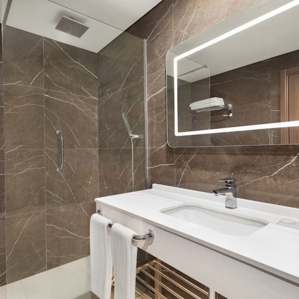 هتل رامادا (Ramada by Wyndham Izmir Aliaga) ازمیر
