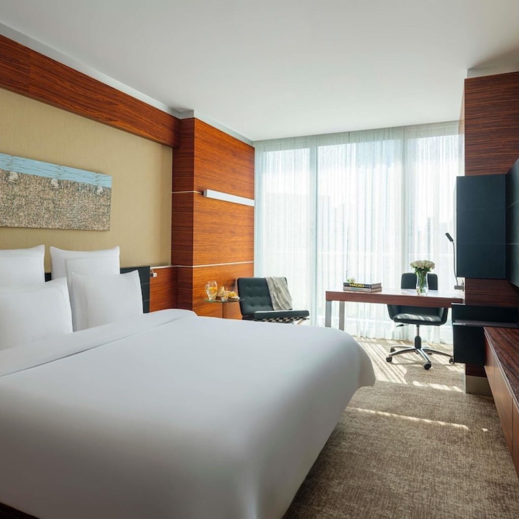 هتل سوئیس اوتل بویوک افس (Swissotel Buyuk Efes Izmir) ازمیر