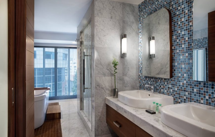 هتل Renaissance Izmir Hotel ازمیر