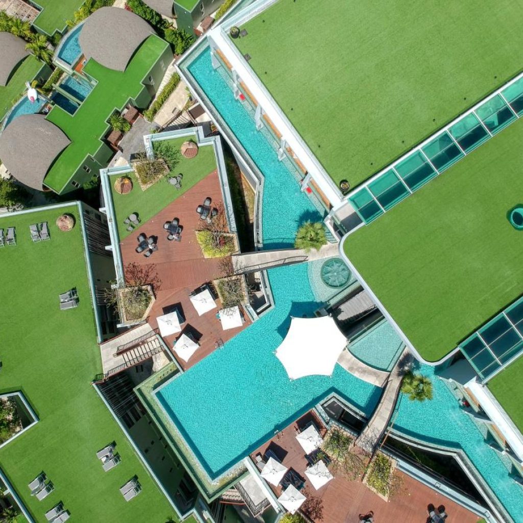 هتل کرست ریزورت 🛎️ | Crest Resort & Pool Villas