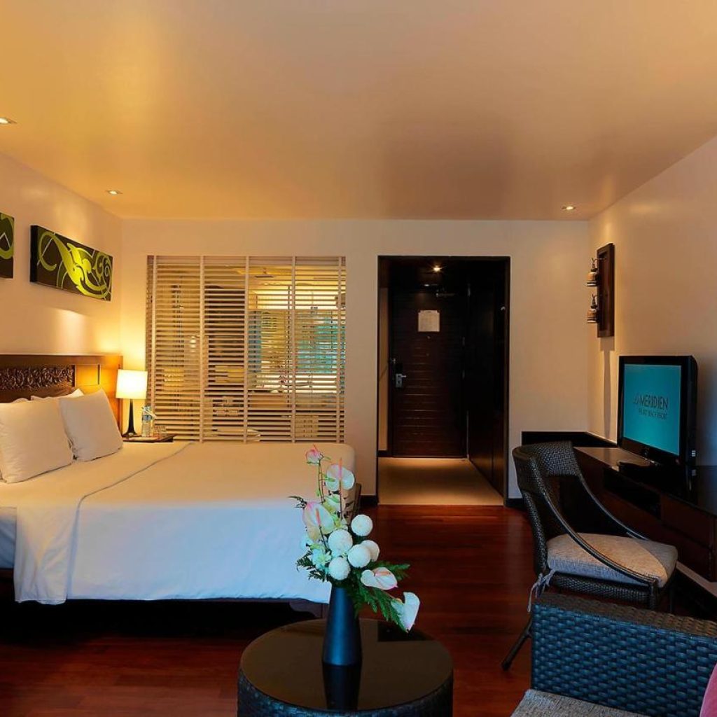 هتل ریزورت لمردین کرون 🛎️ | Le Meridien Phuket Beach Resort