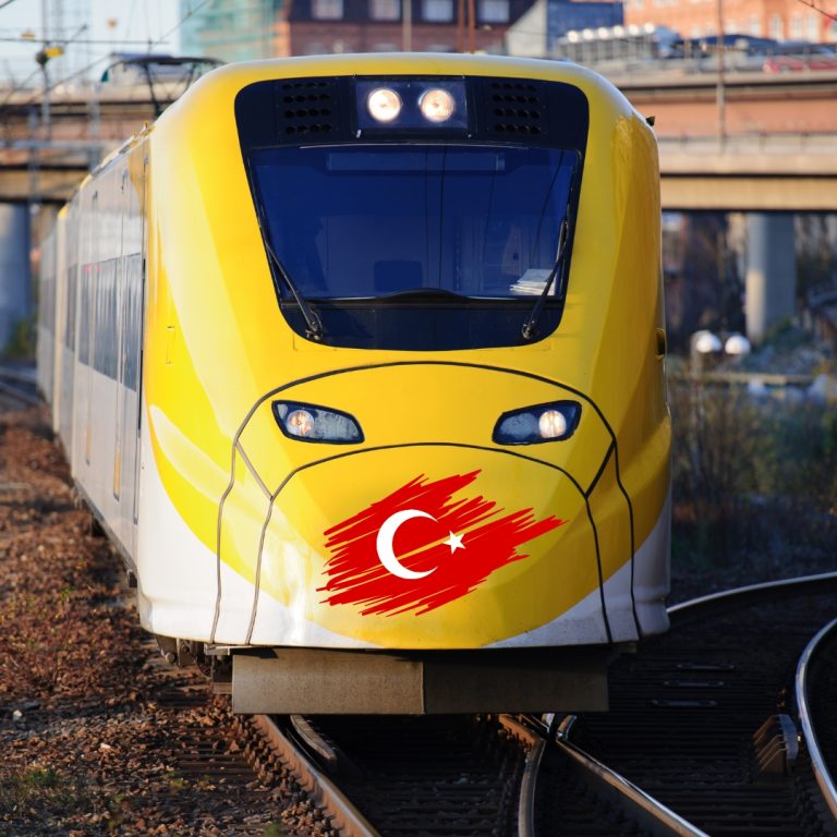 تور وان با قطار 🚆| از تهران به وان ترکیه ویژه 15 آذر تا 9 دی