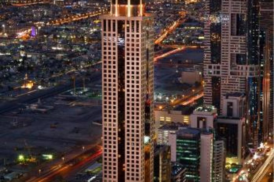 نمای بیرونی هتل tower plaza دبی