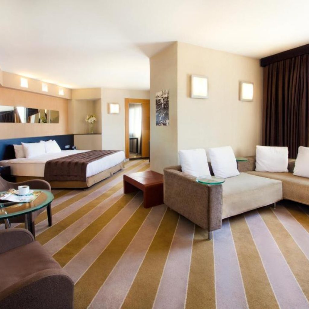 هتل پوینت تکسیم استانبول | Point Hotel Taksim 🛎️
