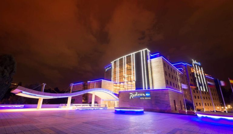 هتل رادیسون بلو ایروان | Radisson Blu Hotel Yerevan 🛎️
