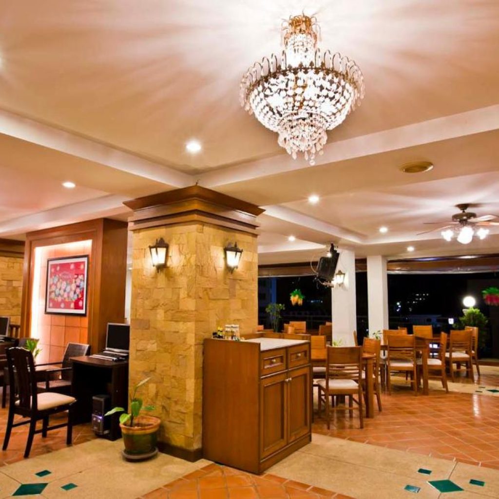 هتل جیراپورن هیل ریزورت پوکت | Jiraporn Hill Resort Hotel 🛎️