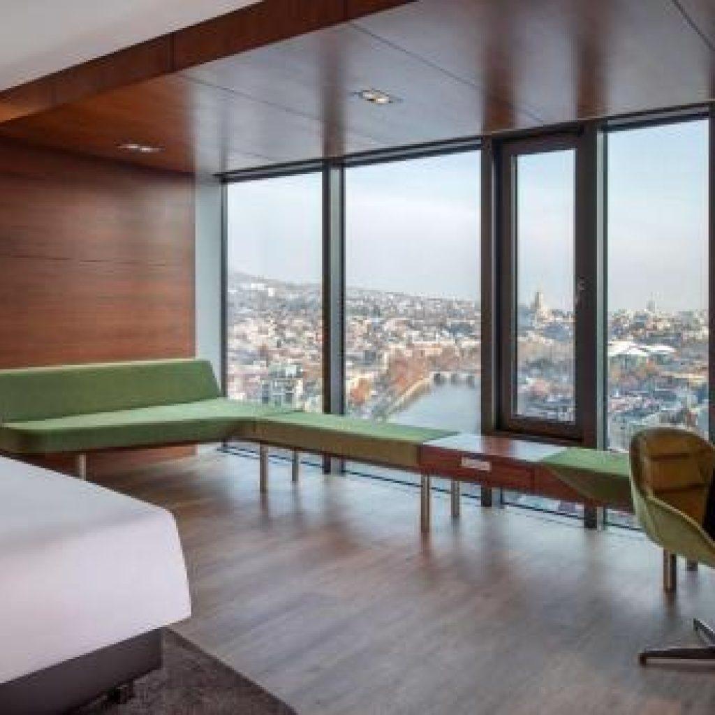 هتل رادیسون بلو تفلیس | Radisson Blu Hotel 🛎️