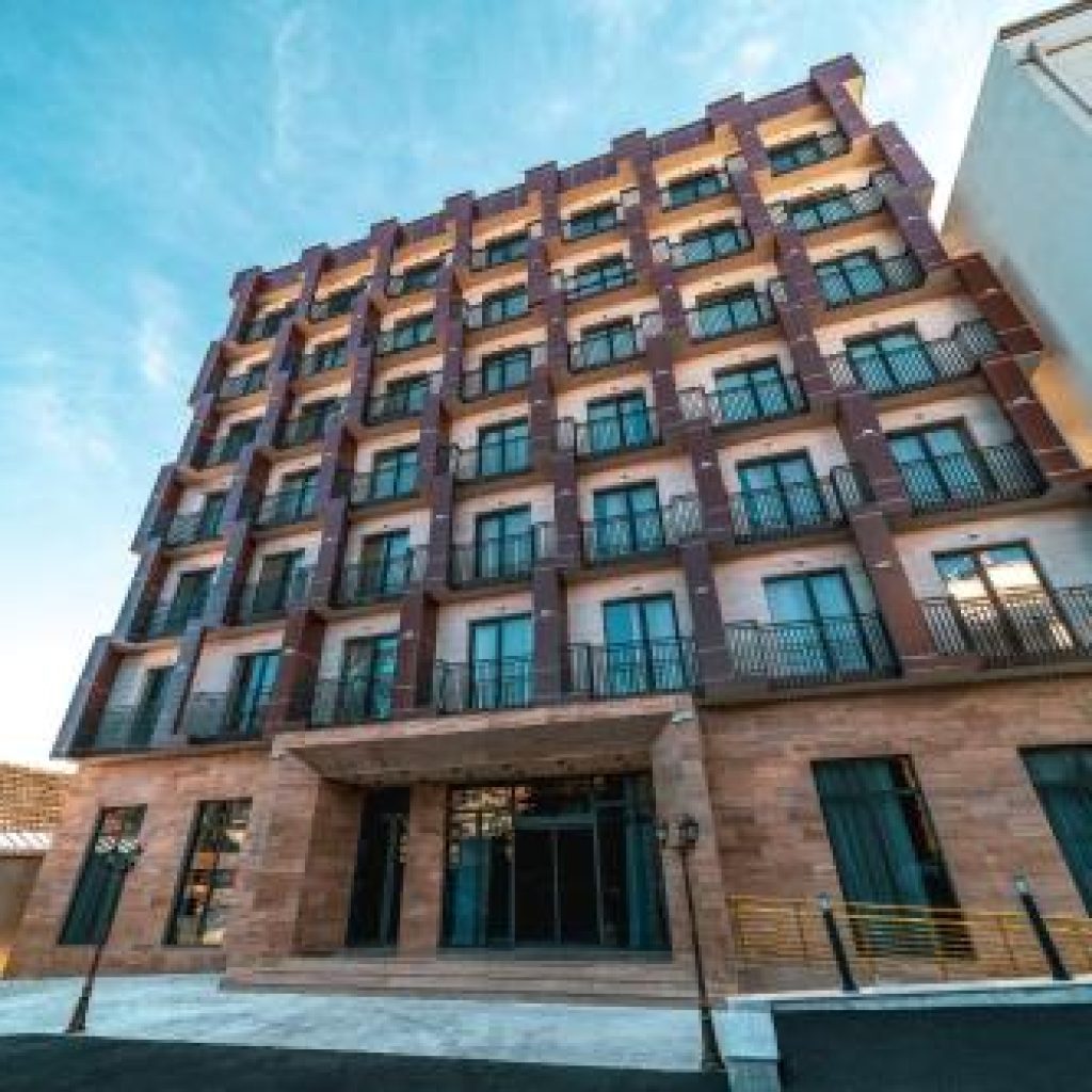 هتل رزیدنت پلازا تفلیس | Residence plaza 🛎️