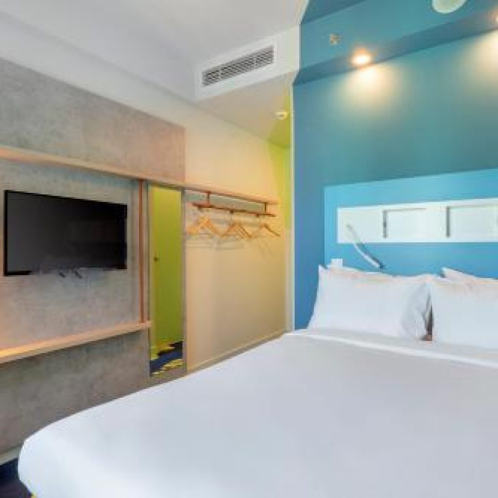 هتل آیبیس باجت تفلیس | Ibis budget 🛎️