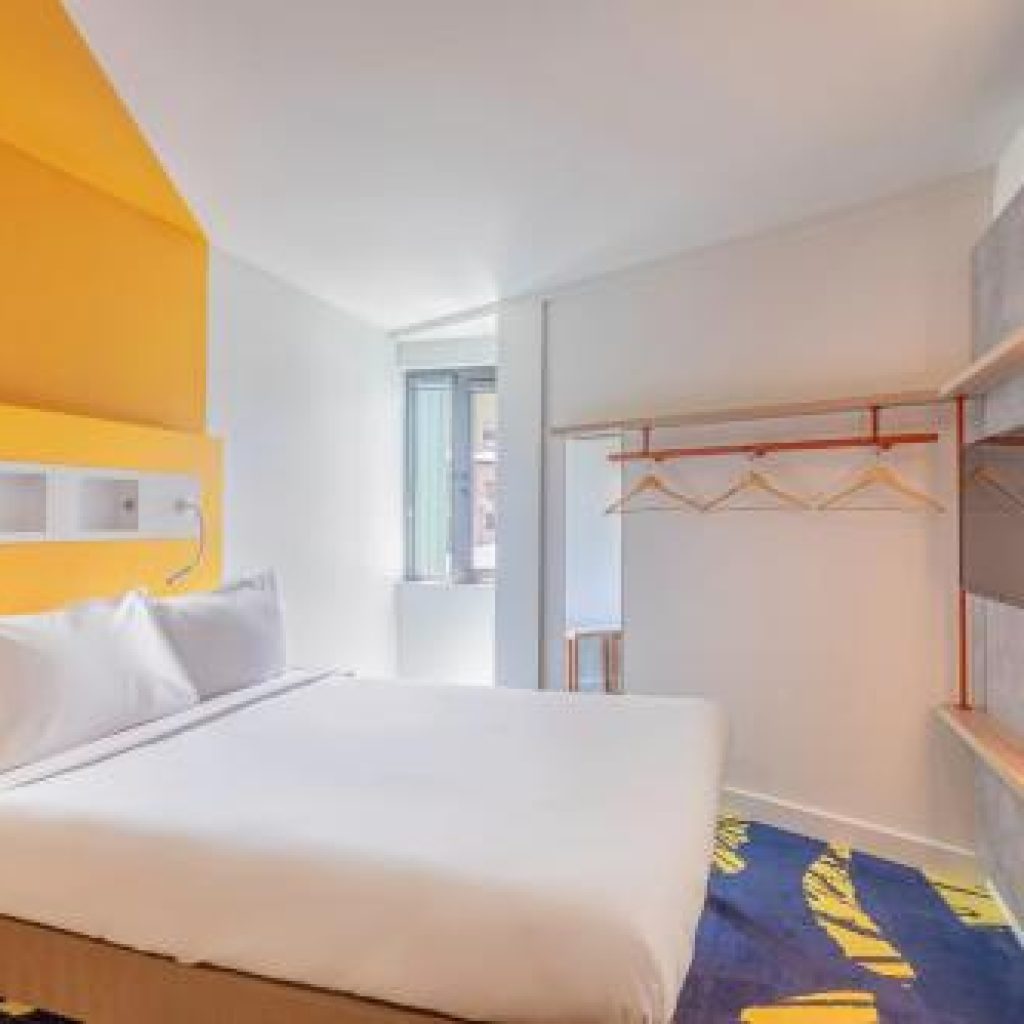 هتل آیبیس باجت تفلیس | Ibis budget 🛎️
