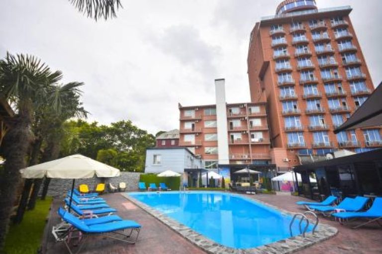 هتل جنات اسلیو باتومی | Genat Svale Hotel 🛎️
