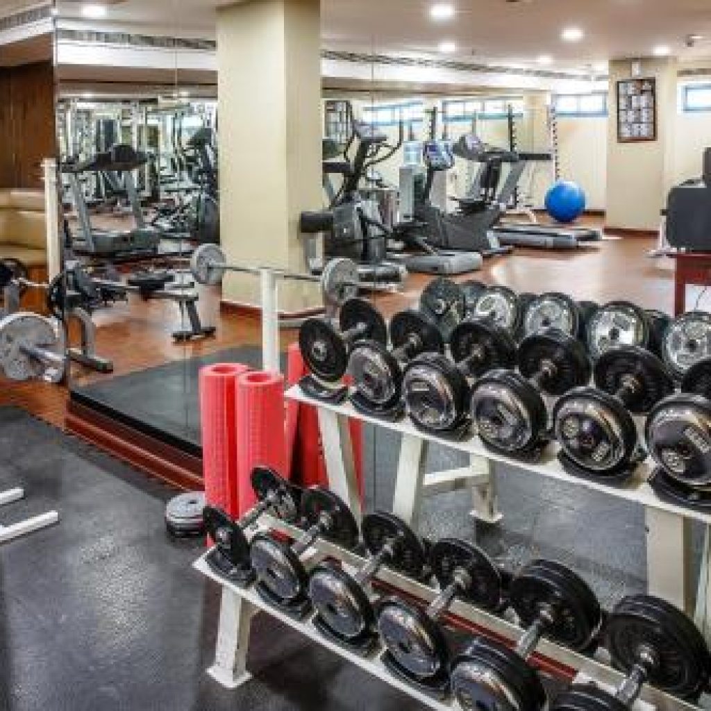 هتل لندمارک سامیت | Landmark Summit Hotel دبی 🛎️