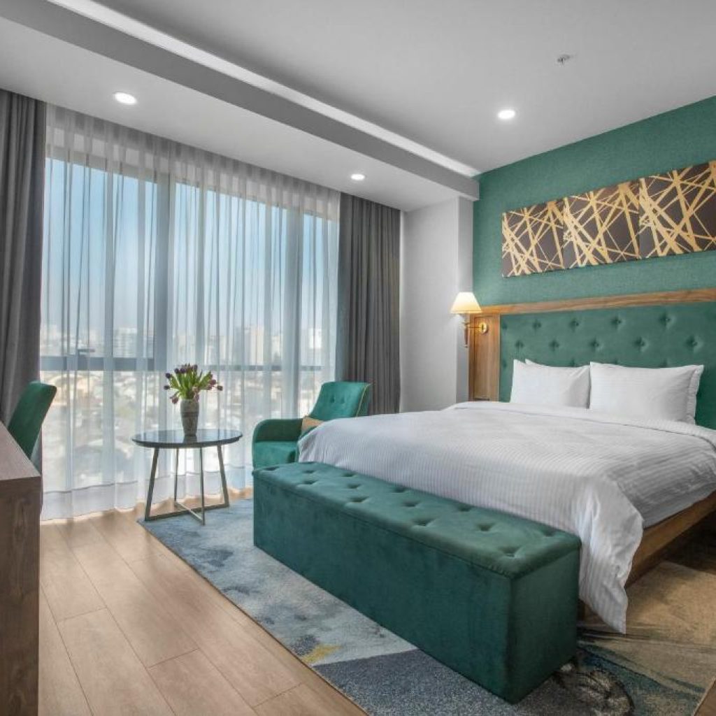 هتل رویال تولیپ تفلیس | Royal Tulip Hotel 🛎️
