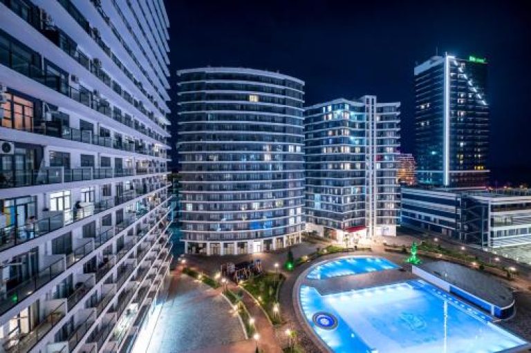 هتل وایت سیلز باتومی | White Sails Hotel 🛎️