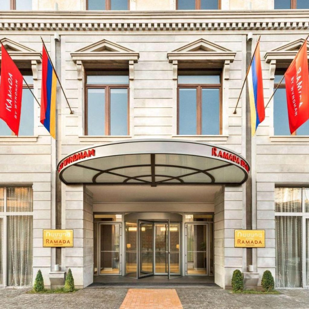 هتل رامادا بای ویندهام ایروان | Ramada Hotel & Suites 🛎️