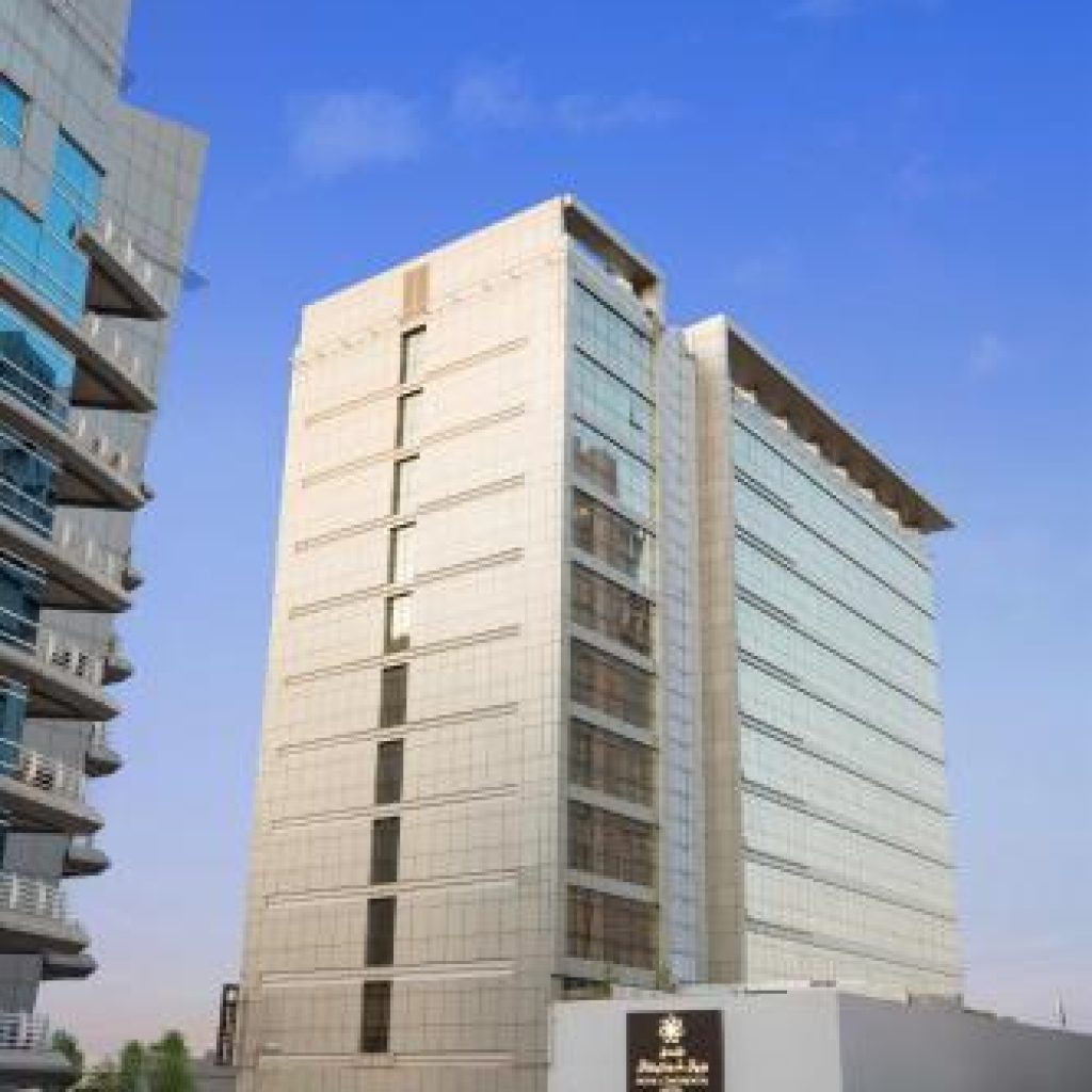 هتل رویال کنتیننتال | Royal Continental Hotel دبی 🛎️
