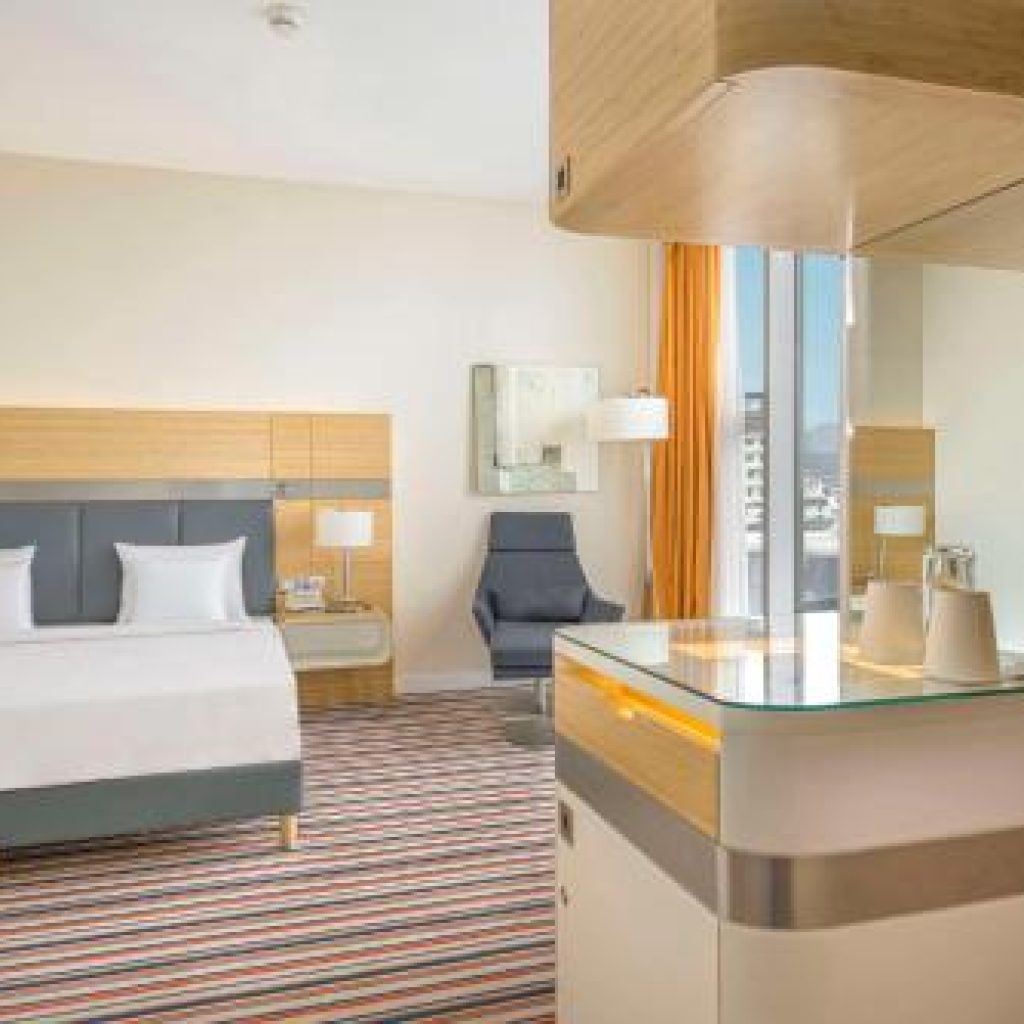 هتل رادیسون بلو باتومی | Radisson Blu 🛎️