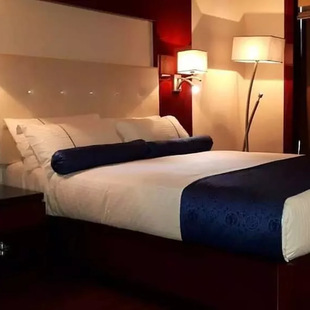 هتل گولدن تولیپ مسقط | Golden Tulip Headington 🛎️