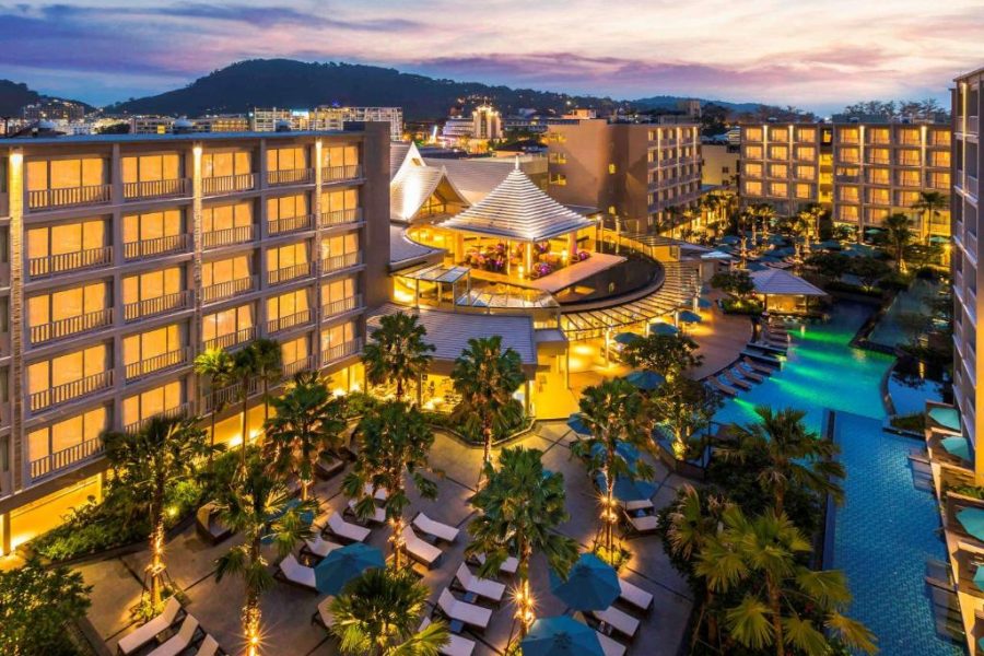 نمای بیرونی هتل grand mercure پوکت