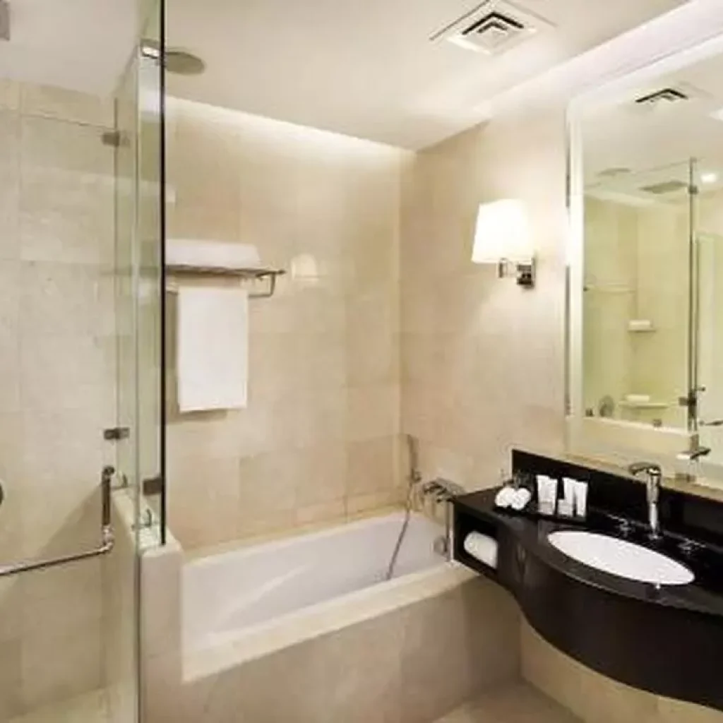 هتل کرون پلازا وست بِی دوحه | Crowne Plaza West Bay 🛎️