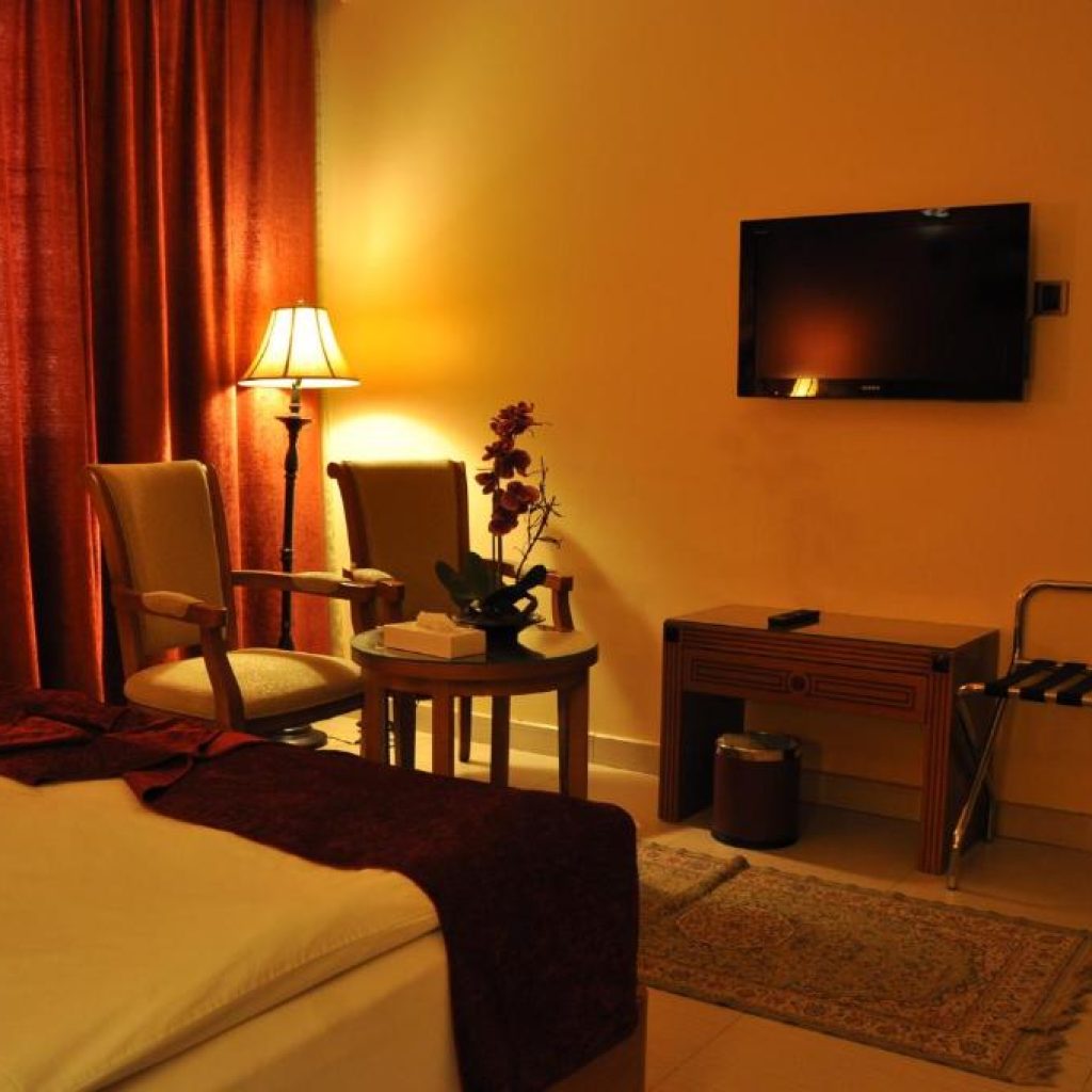 هتل لا روزا مسقط | La Rosa Hotel 🛎️
