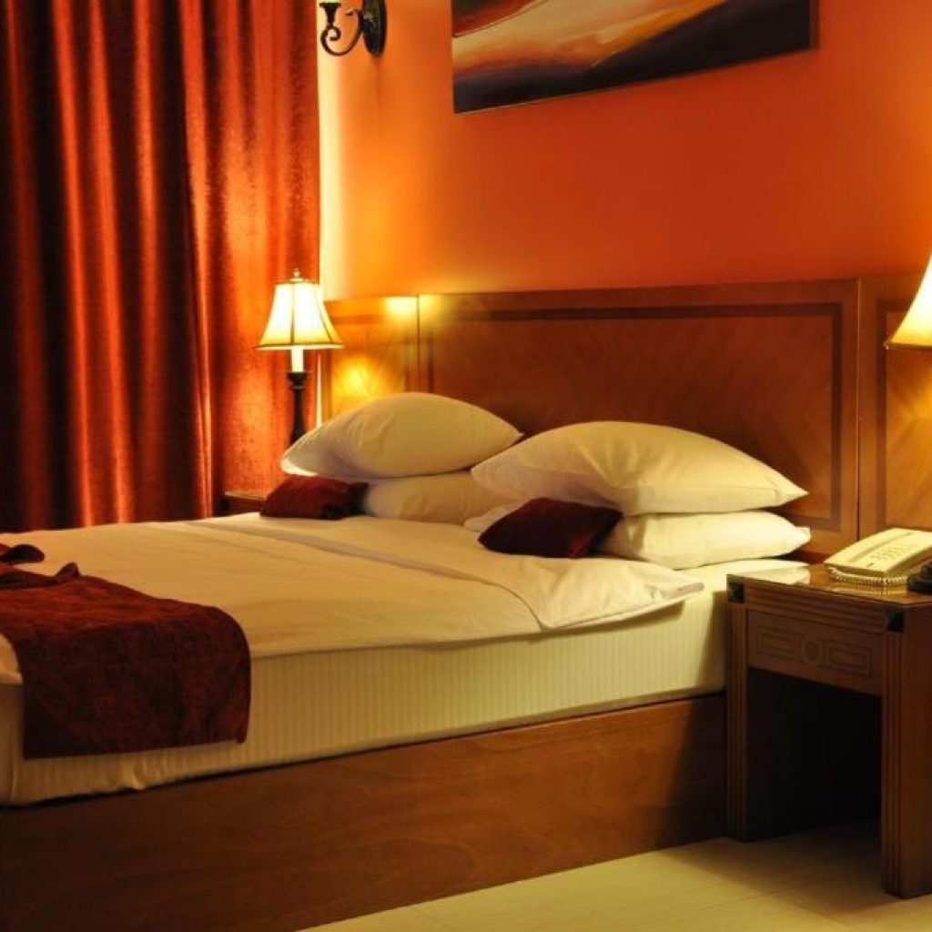 هتل لا روزا مسقط | La Rosa Hotel 🛎️
