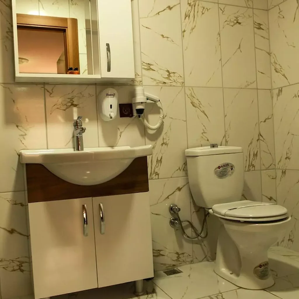 هتل وان سوئیتز وان | Van Suites Otel 🛎️