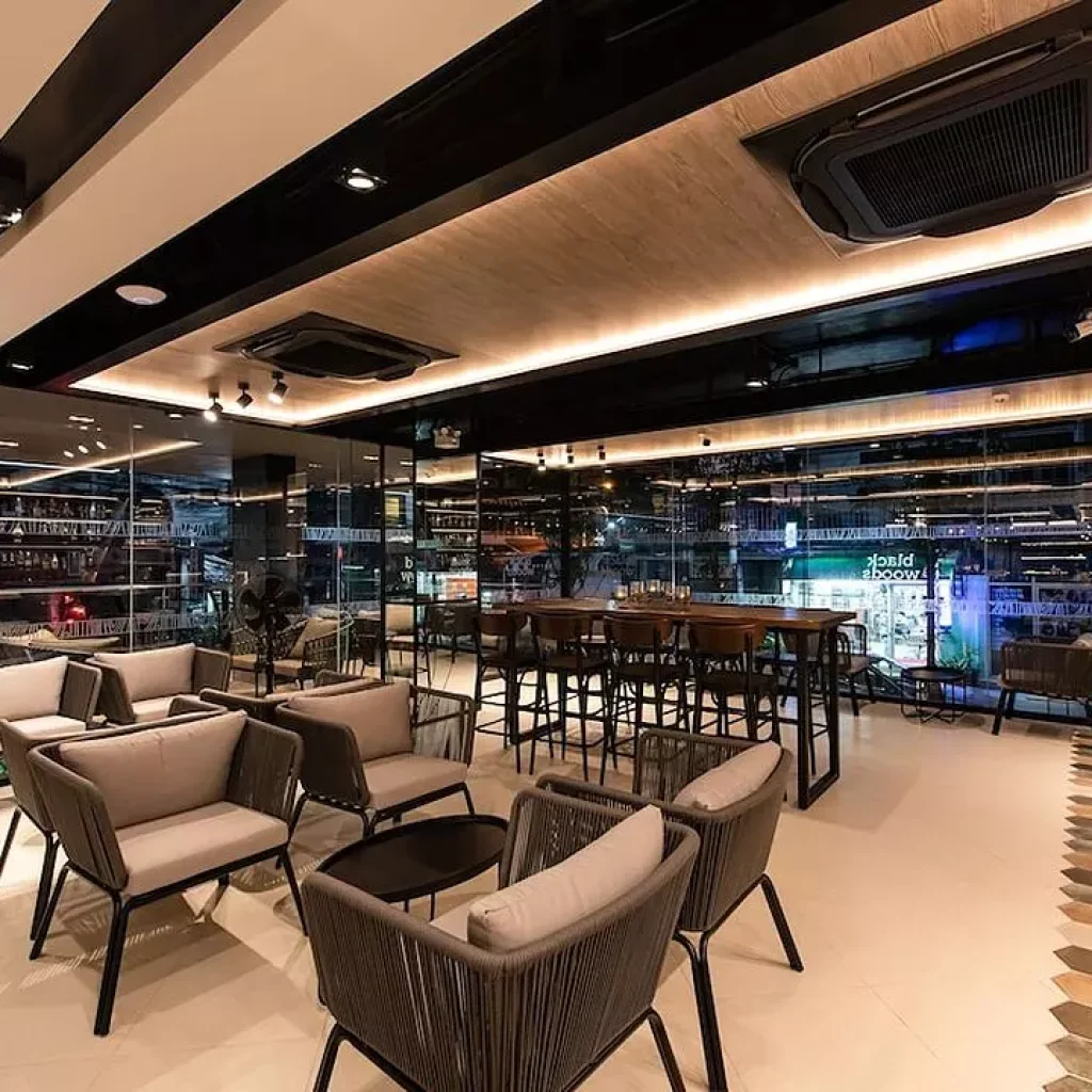 هتل بلک وودز پاتایا | Black Woods Hotel 🛎️