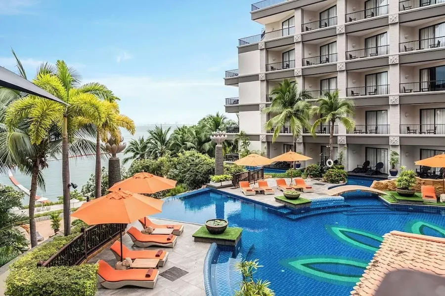 هتل گاردن کلیف پاتایا | Garden Cliff Hotel 🛎️