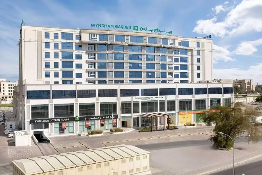 هتل wyndham garden مسقط