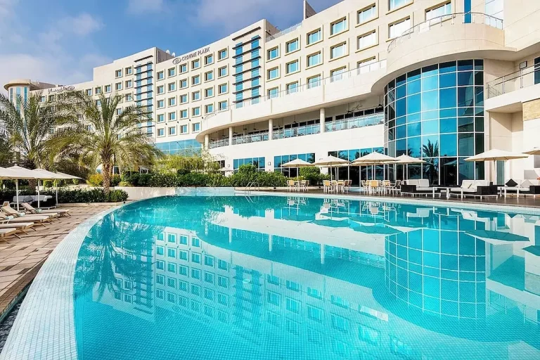 هتل کرون پلازا اُکِک مسقط | Crowne Plaza Ocec Hotel 🛎️