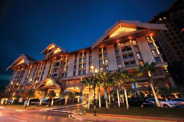هتل رویال چولان کوالالامپور | Royale Chulan Kuala Lumpur 🛎️