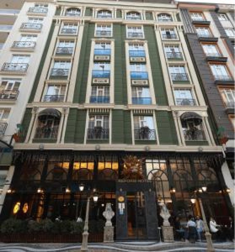 هتل ریفورم وان | Reform Hotel Van 🛎️